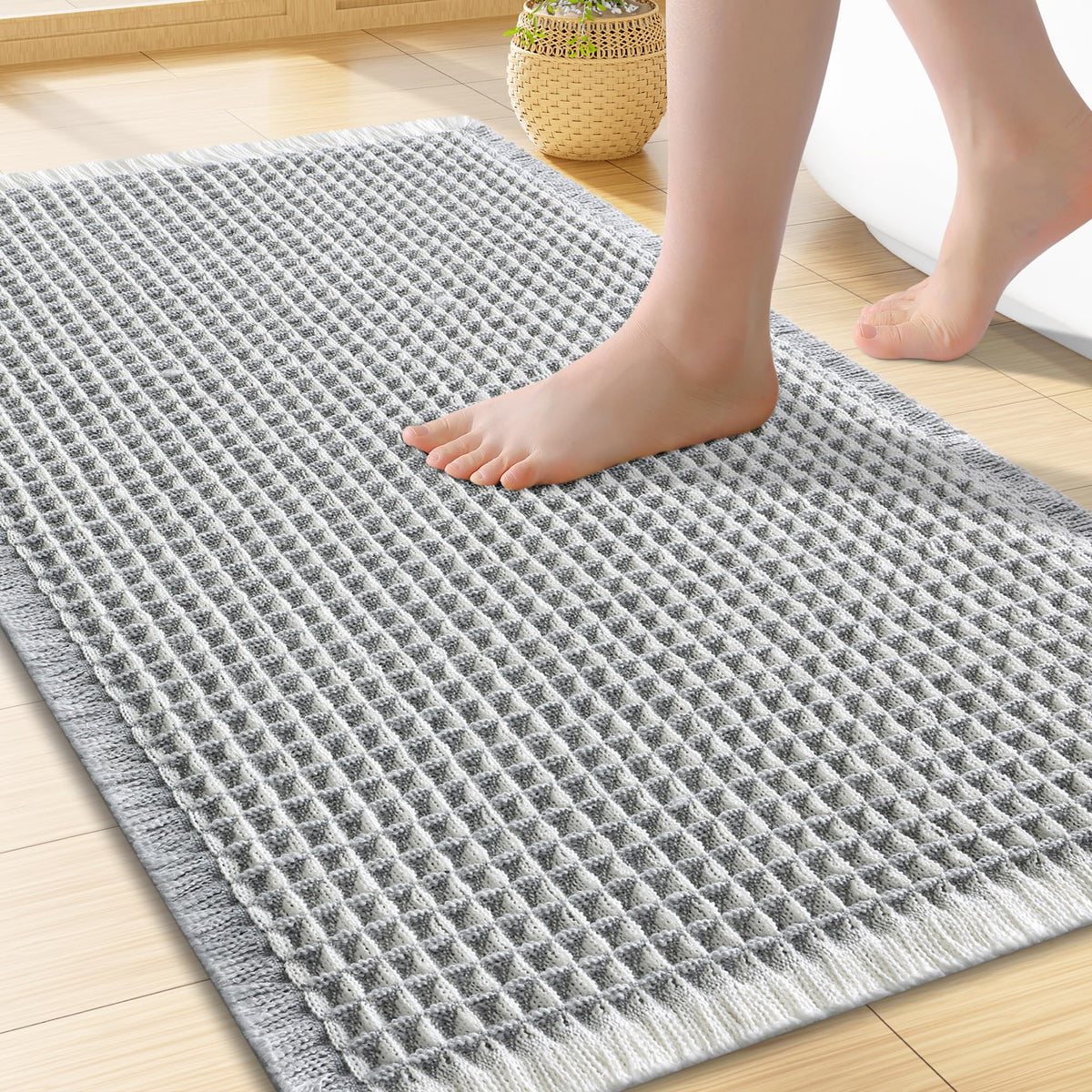 Smiry Waffle Bath Mat 30X20, Extra Soft Absorbent Bathroom Rugs, Brown
