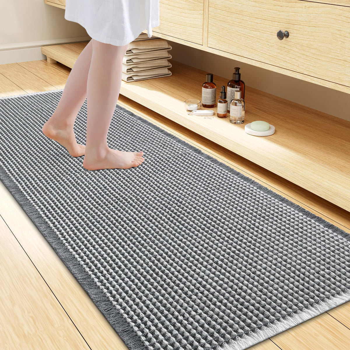 Smiry Waffle Bath Mat 30X20, Extra Soft Absorbent Bathroom Rugs, Brown