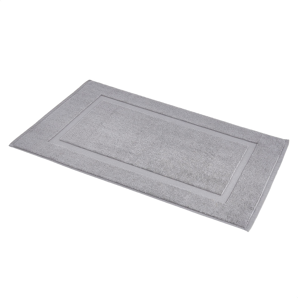 Amazon Basics Non-Slip Cotton Bath Mat, 100% Cotton Absorbent, Machine Washable, 31" L x 20" W, Bright White